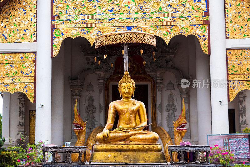 泰国寺庙里的佛像