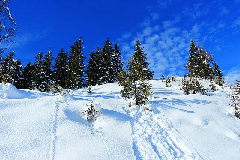 冬季在圣约翰-阿彭多夫Skiamade滑雪胜地