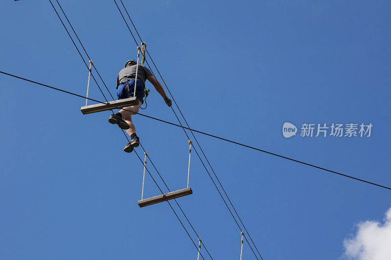 登山公园里的男人