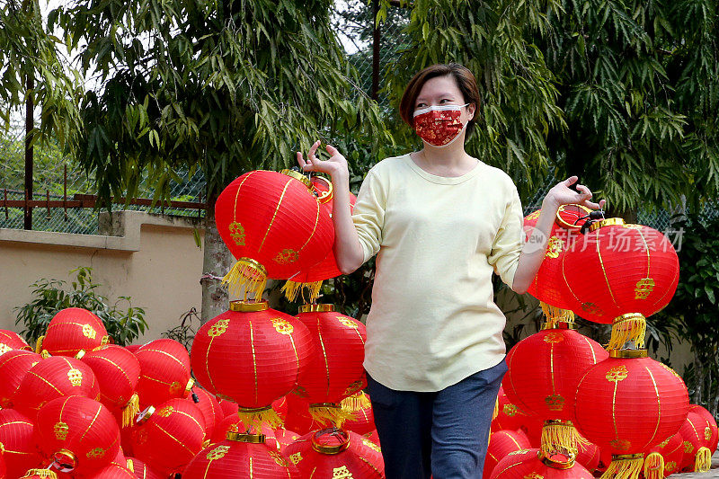 这是农历新年!