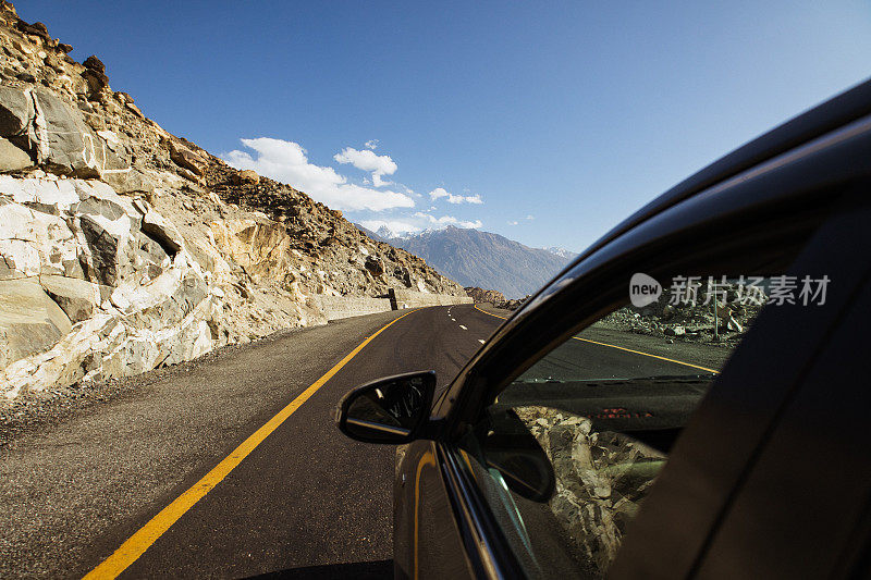 巴基斯坦喀喇昆仑公路上的山景