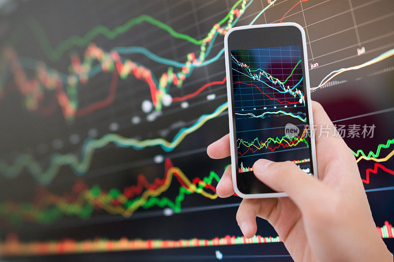 股票市场图表和办公室工作