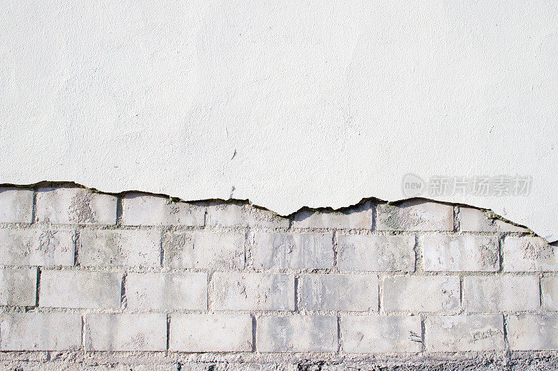 白漆砖墙