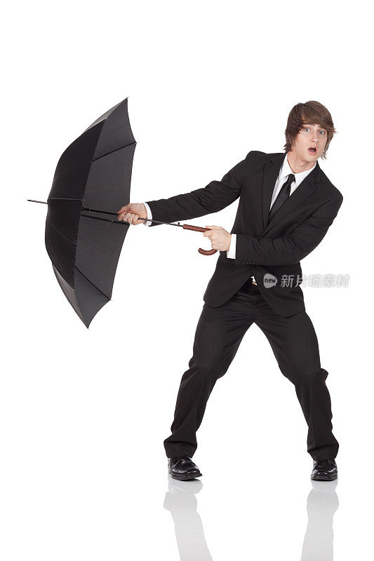 带伞的商人