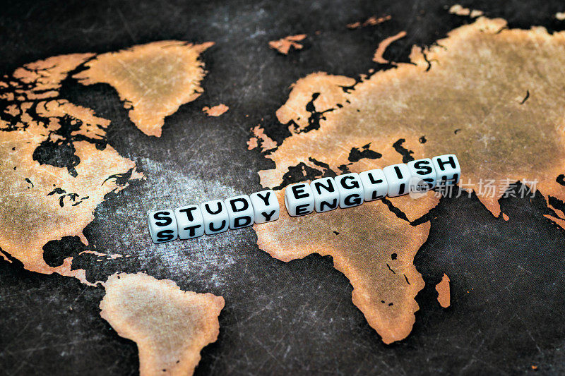 在世界地图上学习英语