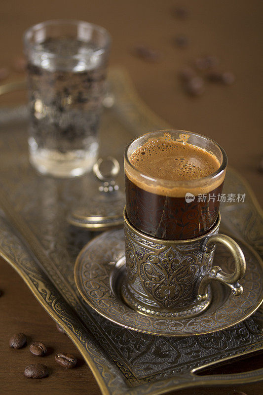 复古风格的土耳其咖啡