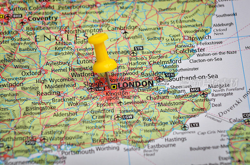 目的地伦敦，英国在地理地图上的近距离图像