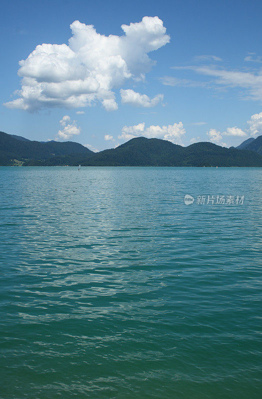 阿尔卑斯山的湖泊(瓦尔肯瑟湖)