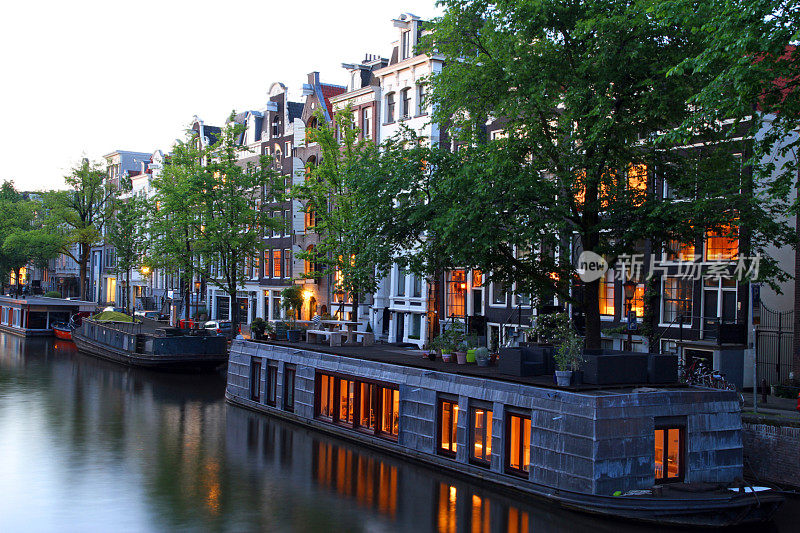 阿姆斯特丹的漂浮家园