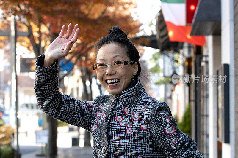 一个女人在承诺的地方