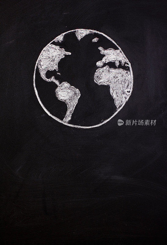 在黑板上画地球