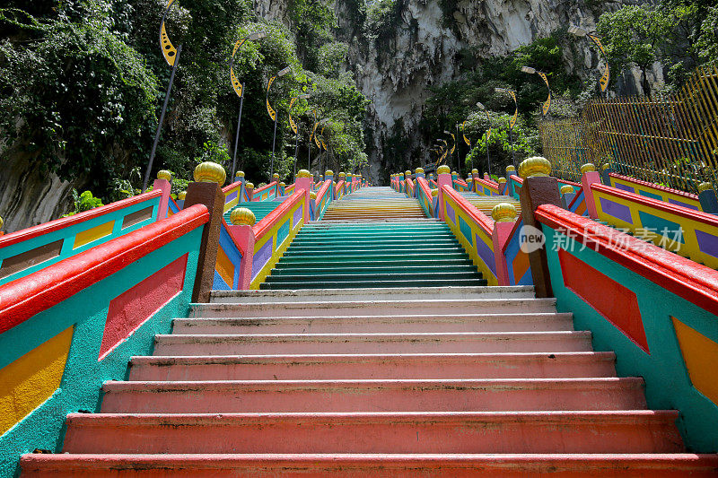 当地旅游――巴图岩洞