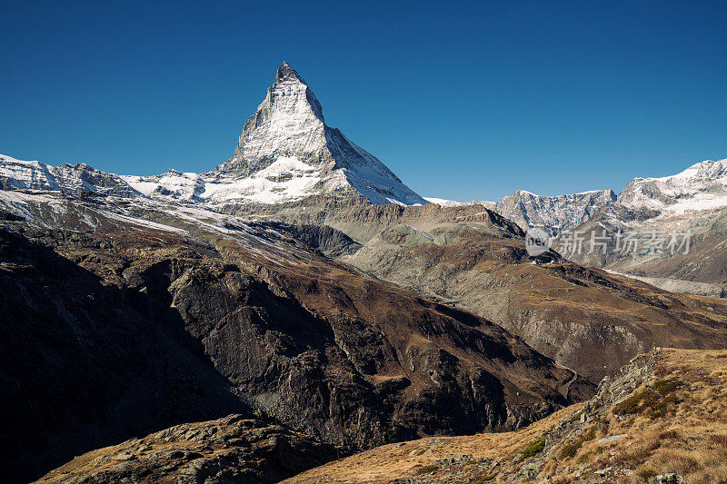 瑞士阿尔卑斯山的马特洪峰
