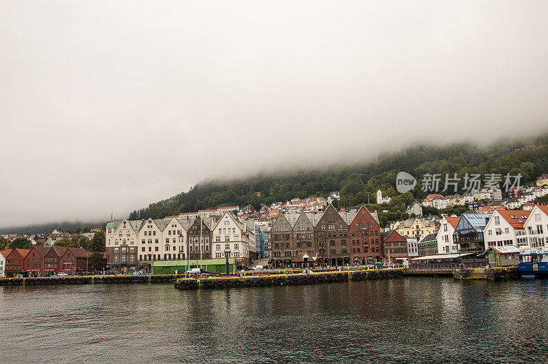 卑尔根在挪威的城市和AIDA的图片