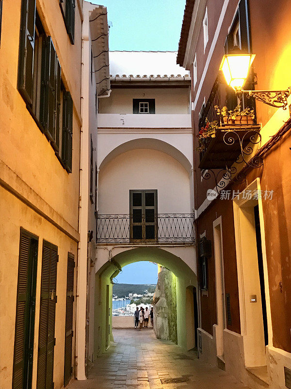 西班牙-米诺卡-马洪港-马洪老城的小街道和风景