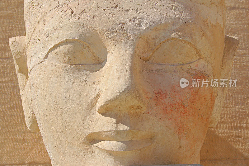 埃及代尔巴哈里哈特谢普苏特神庙的雕像