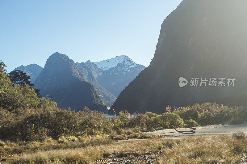 峡湾国家公园美丽的山景