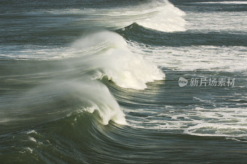 海浪浪花