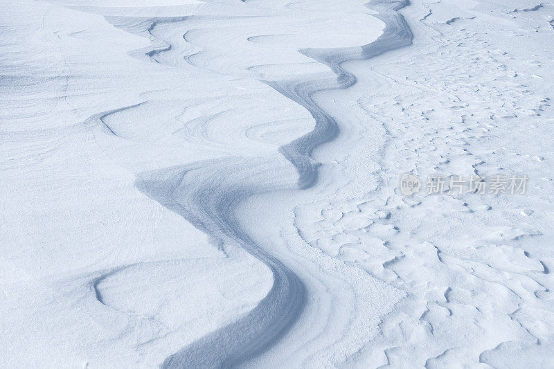 雪沙丘