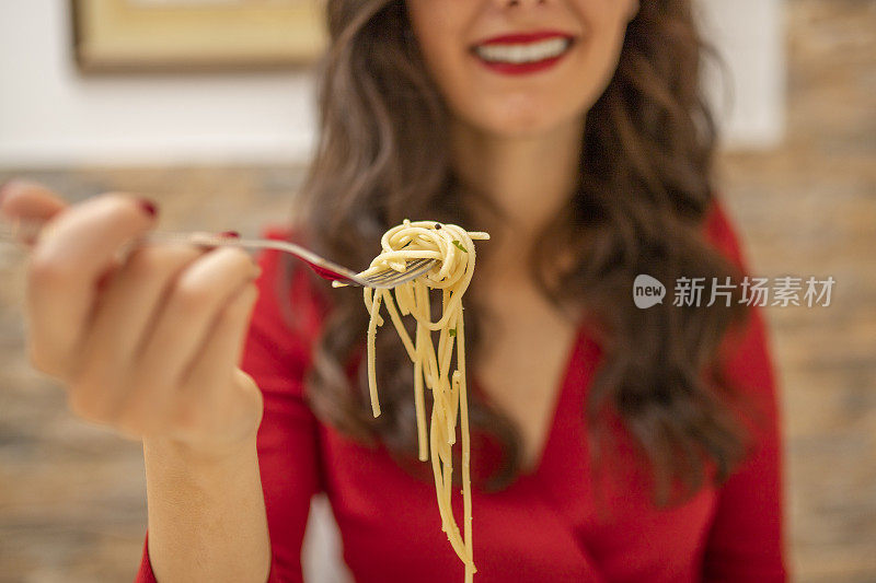 肉酱面特写