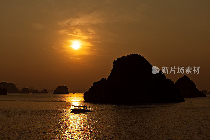 下龙湾日落