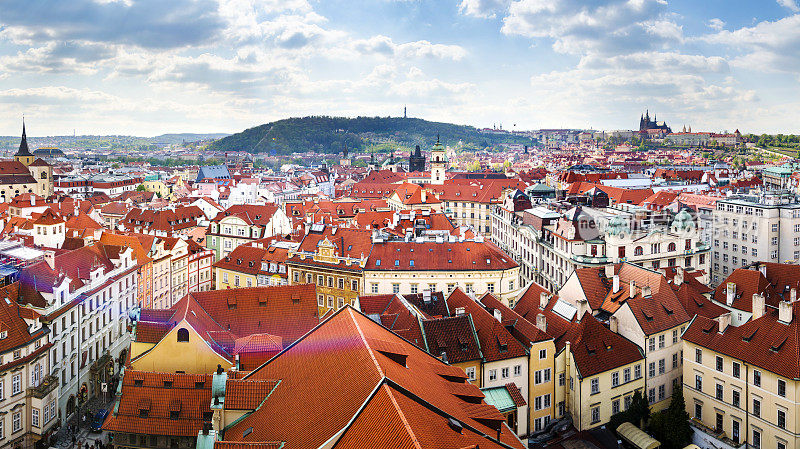 布拉格的屋顶全景，捷克共和国的地标