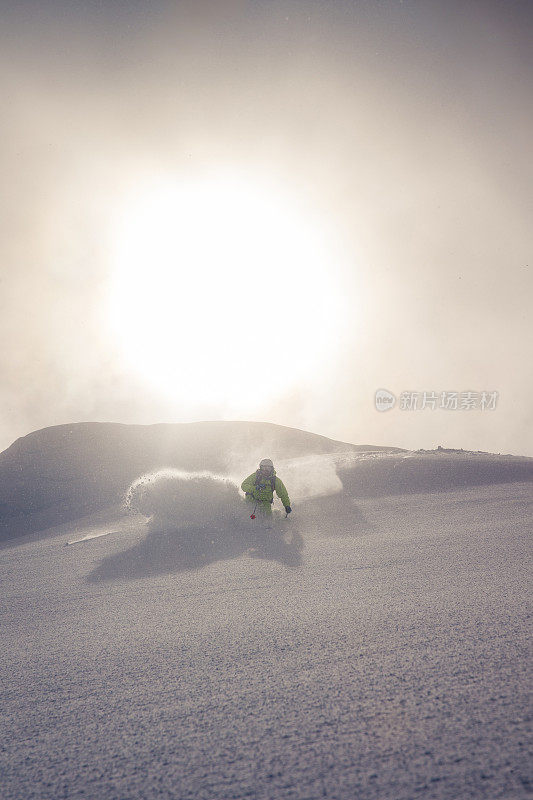 粉滑雪