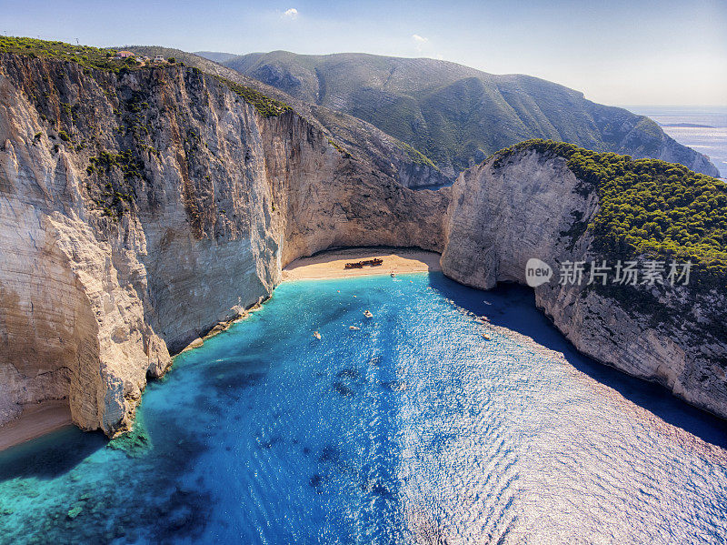 海难海滩鸟瞰图