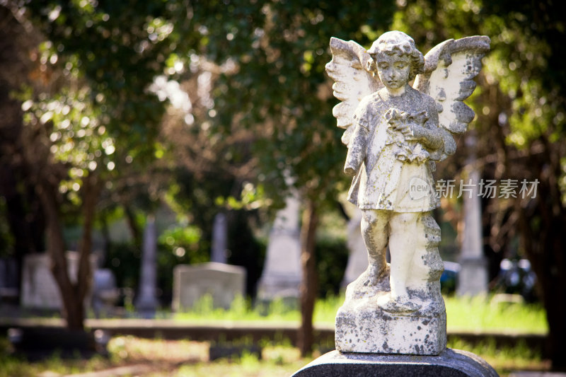 墓碑上的天使
