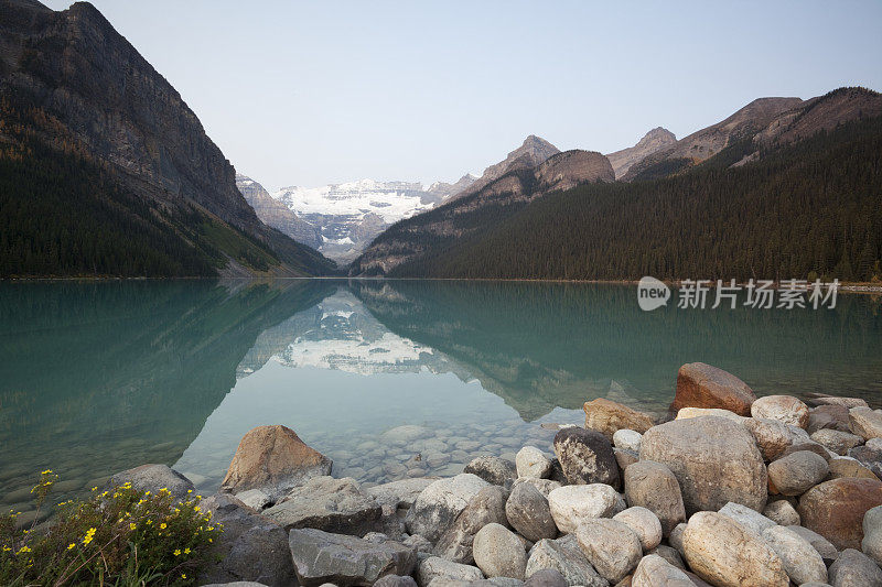 露易丝湖