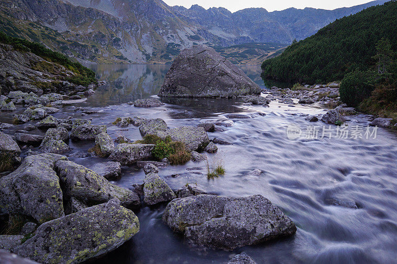 山区河流