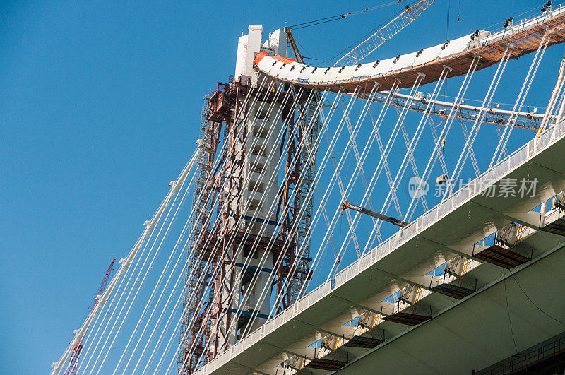 东跨湾大桥SAS塔正在建设中，细节1
