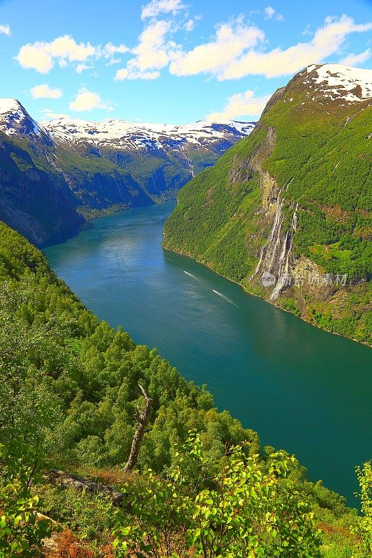 挪威盖兰格峡湾和七姐妹瀑布