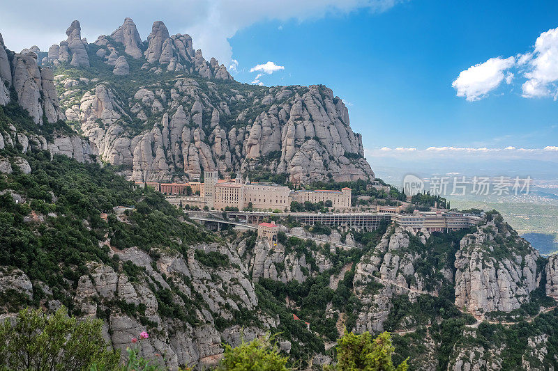 美丽的蒙特塞拉特修道院全景