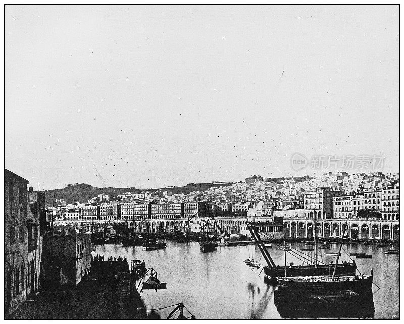 古董黑白照片:阿尔及尔码头