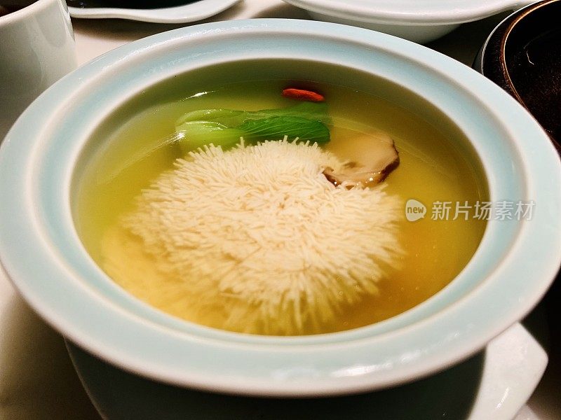 菊花豆腐汤，淮扬菜，中国