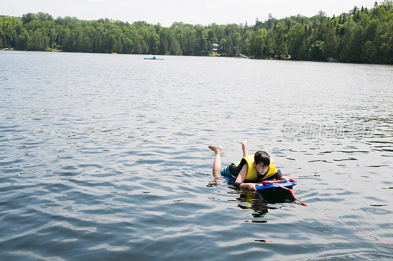 Kneeboarding