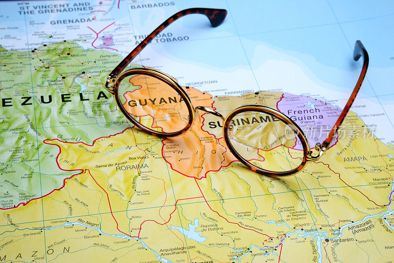 地图上的眼镜-圭亚那