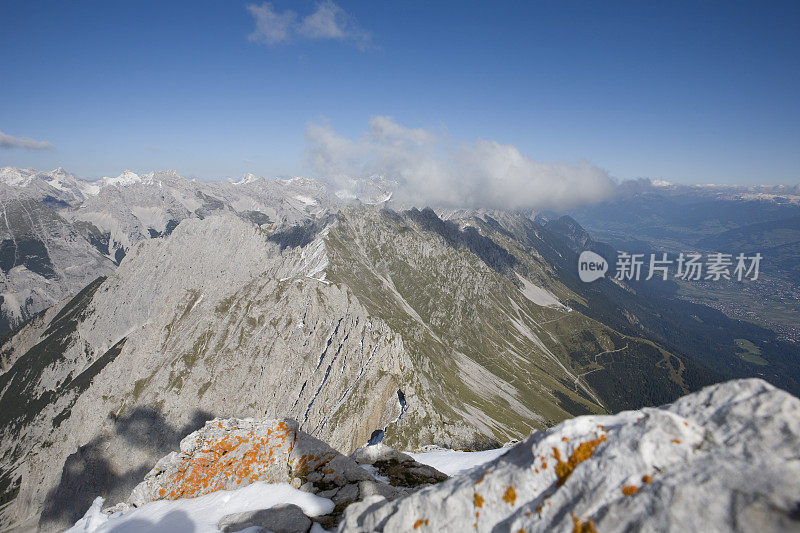 因斯布鲁克山顶的全景