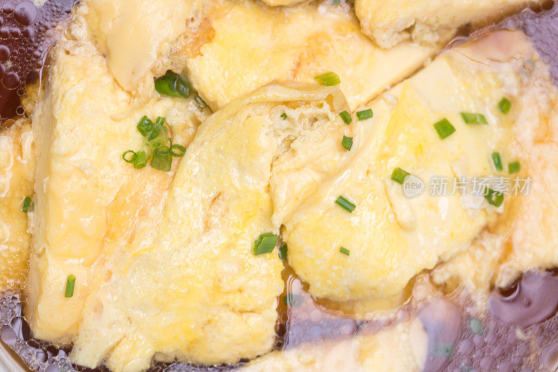 鸡蛋豆腐汤是很受欢迎的中国食物