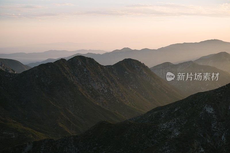 抽象背景日落剪影山景