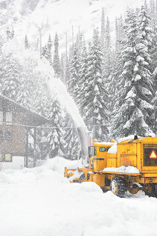 山除雪机