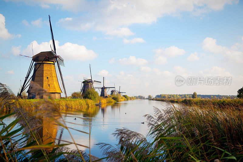 风车在Kinderdijk