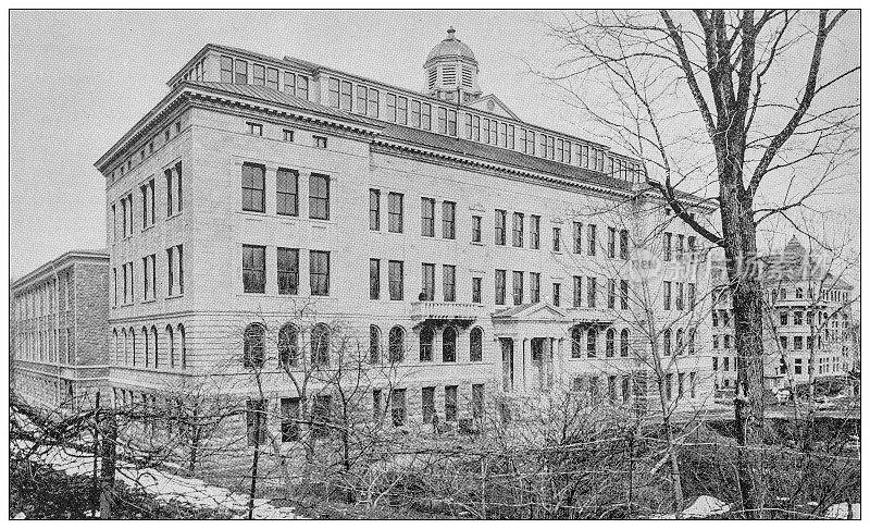 加拿大蒙特利尔的仿古黑白照片:麦吉尔大学工程大楼