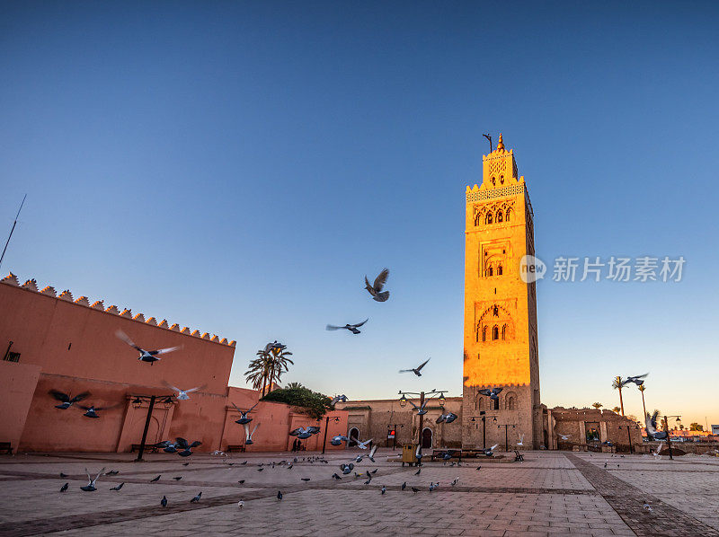 早上在摩洛哥马拉喀什的库图比亚清真寺