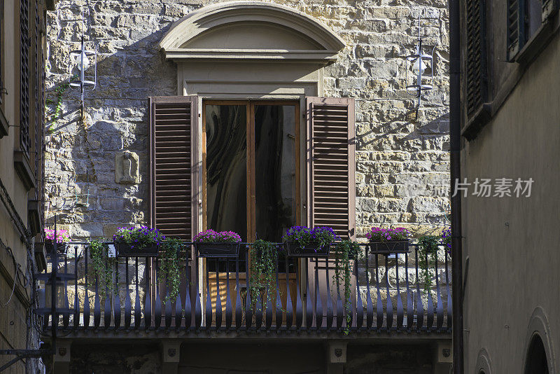 佛罗伦萨意大利窗户和阳台