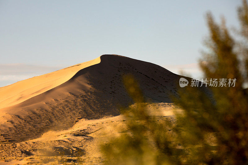 神奇的沙丘在莫哈韦沙漠-加利福尼亚州-美国