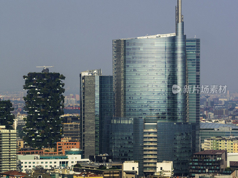 摩天大楼在米兰