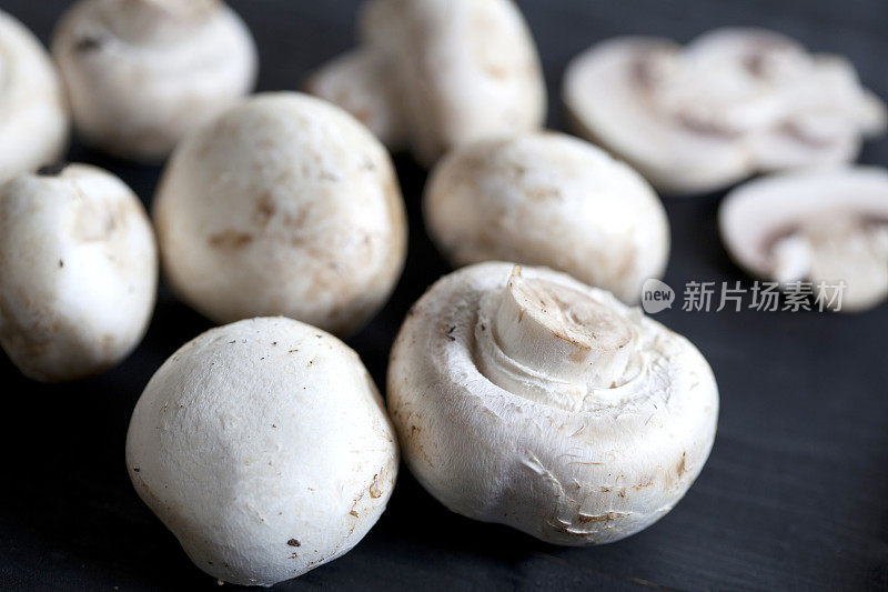 白蘑菇水平