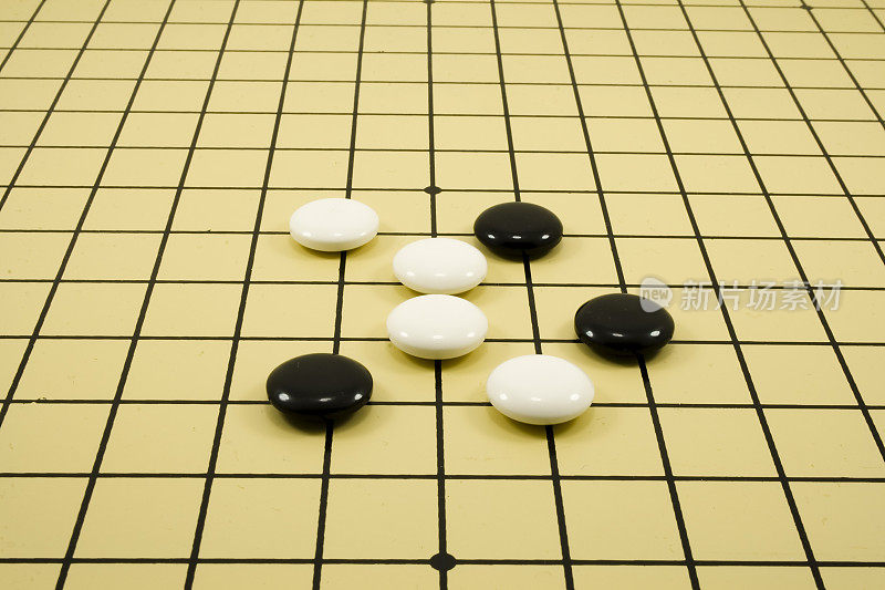 围棋，一种棋盘游戏